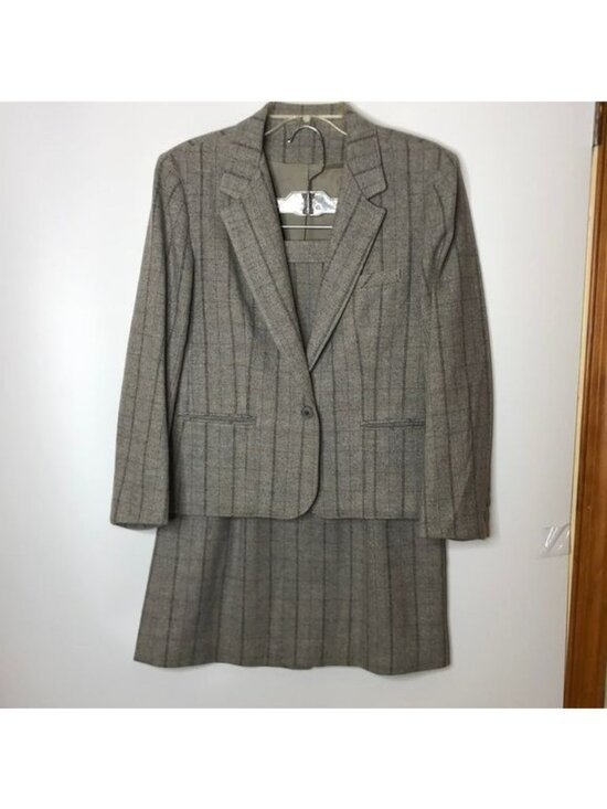 Edgeworth Clothiers Dresses & Skirts - Vintage Edgeworth Clothiers Womens Gray 2-Piece Skirt Suit Jacket Set Size 10